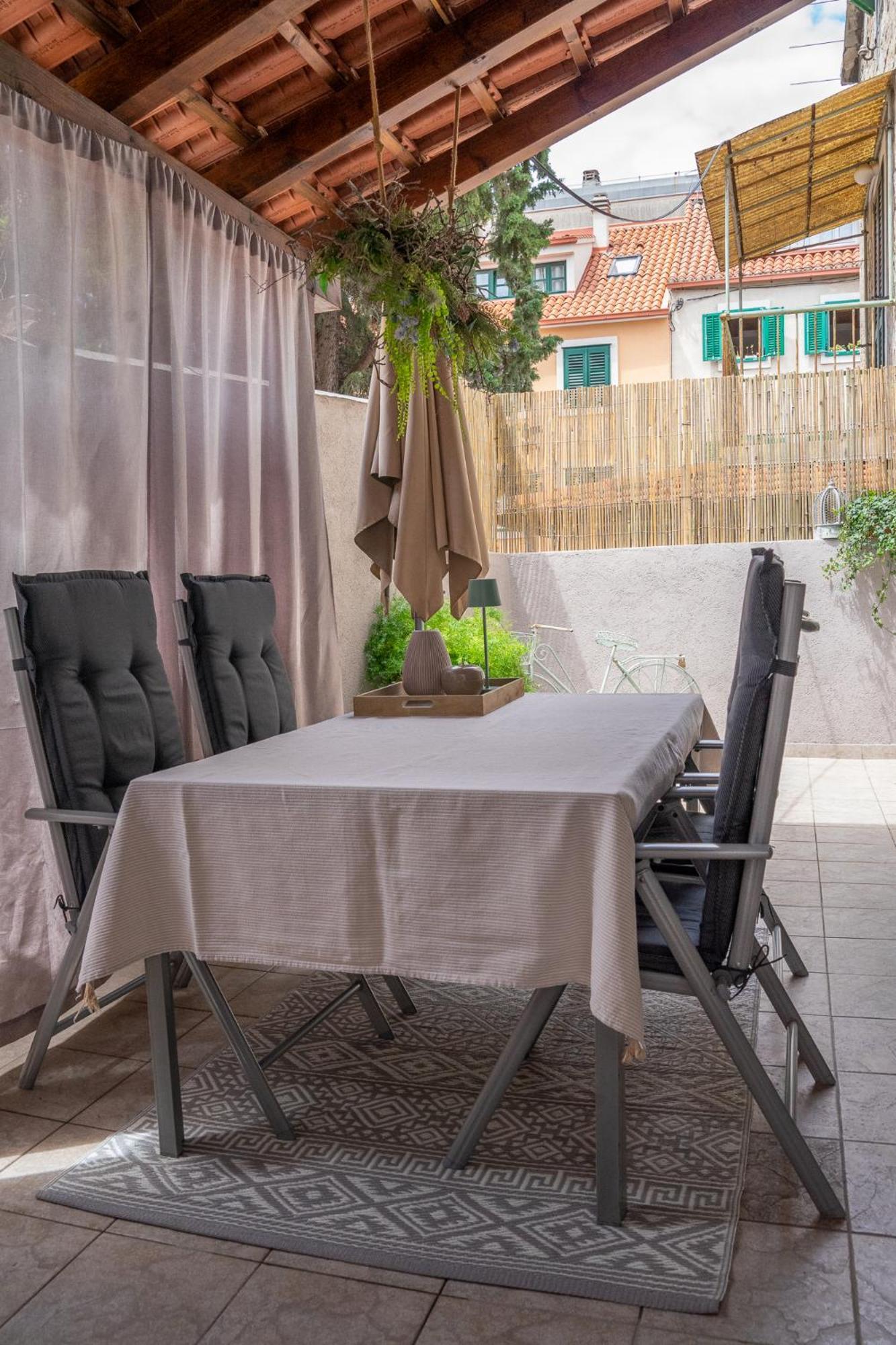 Apartments Bubalova Split Exterior photo
